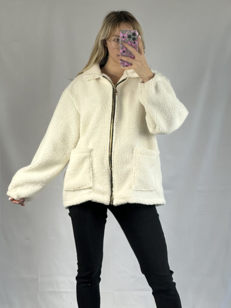 Veste blanche moumoute 